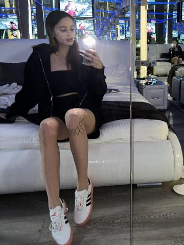 Карина Порыв ветра фото 4